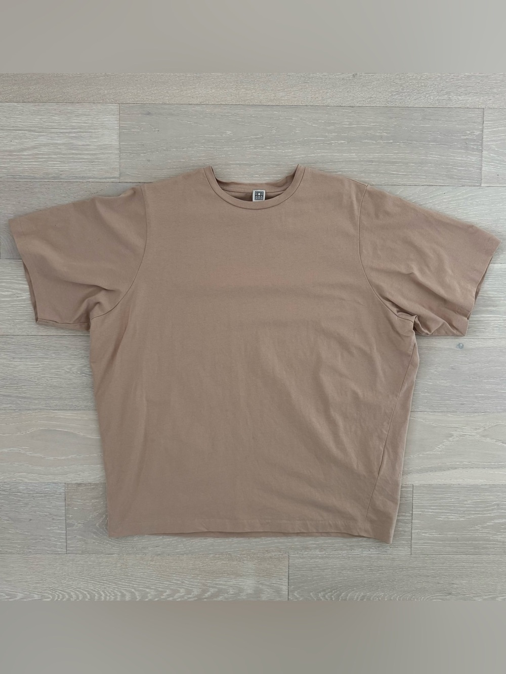 Toteme Boxy Fit Twisted Seam Cotton T-shirt In Sand - Size M